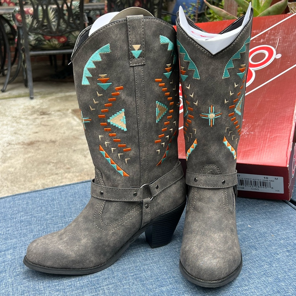 dingo Gray Suede Cowboy Boots with Turquoise & Orange Embroidery